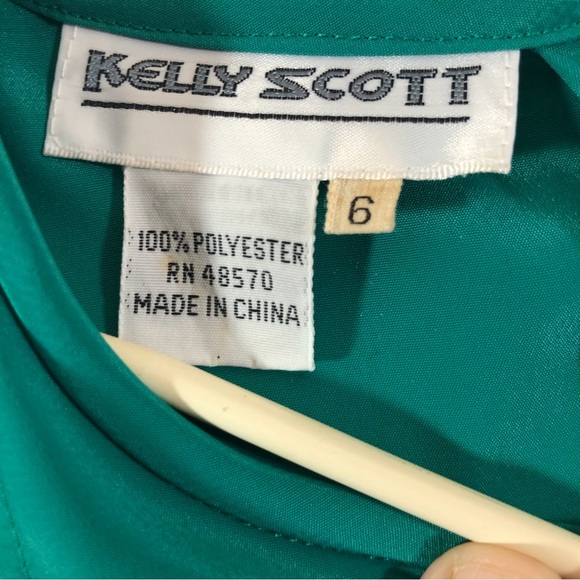 Kelly Scott green short sleeve button down back blouse 6 - Picture 3 of 4